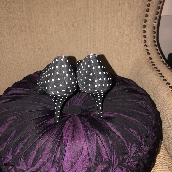 Shoes - Picture 2 of 3